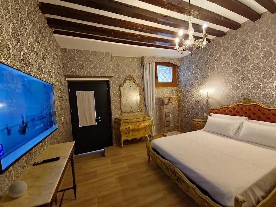 Dolcevita البندقية 0*,  إيطاليا